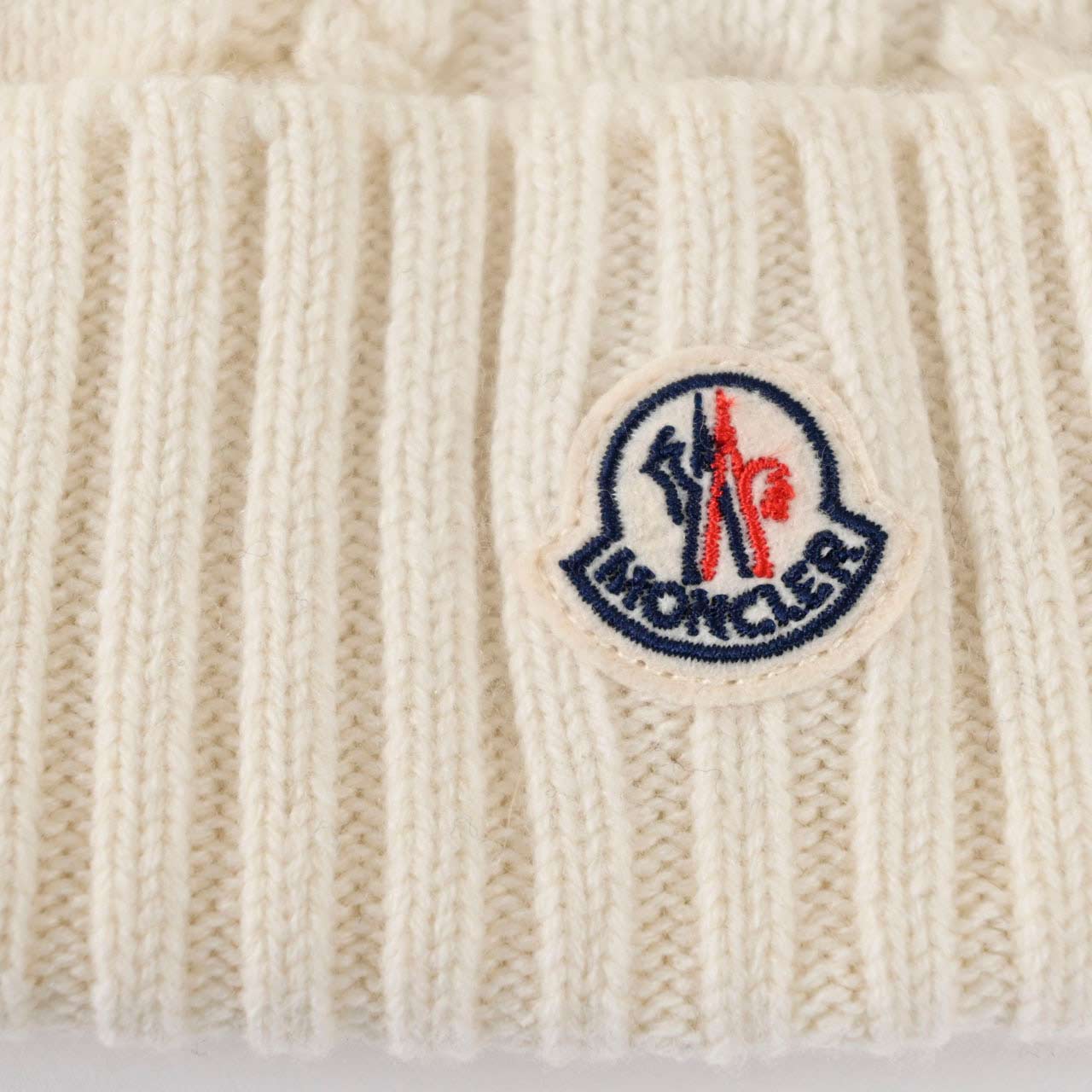 ★モンクレール MONCLER ニット帽 9Z70300 A9328 ホワイト メンズ レディース