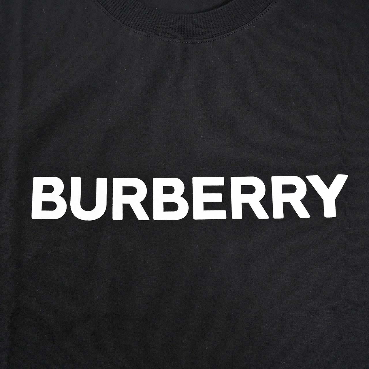 ★バーバリー BURBERRY Tシャツ 8084233 A1189 ブラック 年秋冬 メンズ