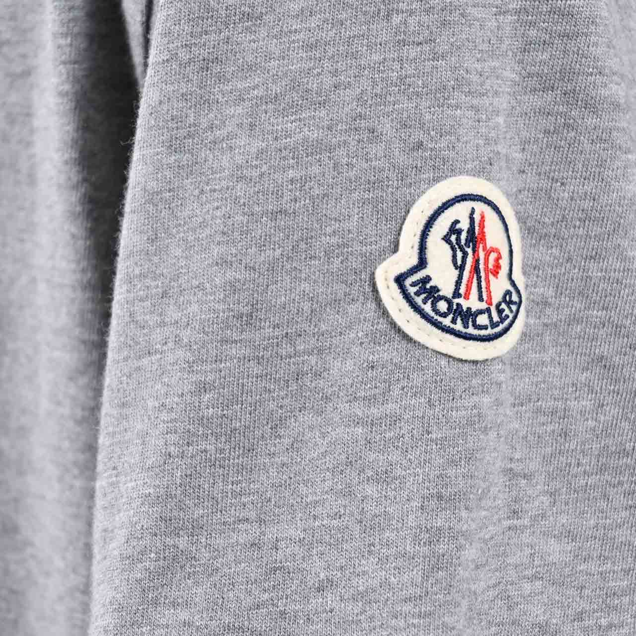 ★モンクレール MONCLER クルーネック半袖Tシャツ 8C01124 8390Y 984 グレー メンズ