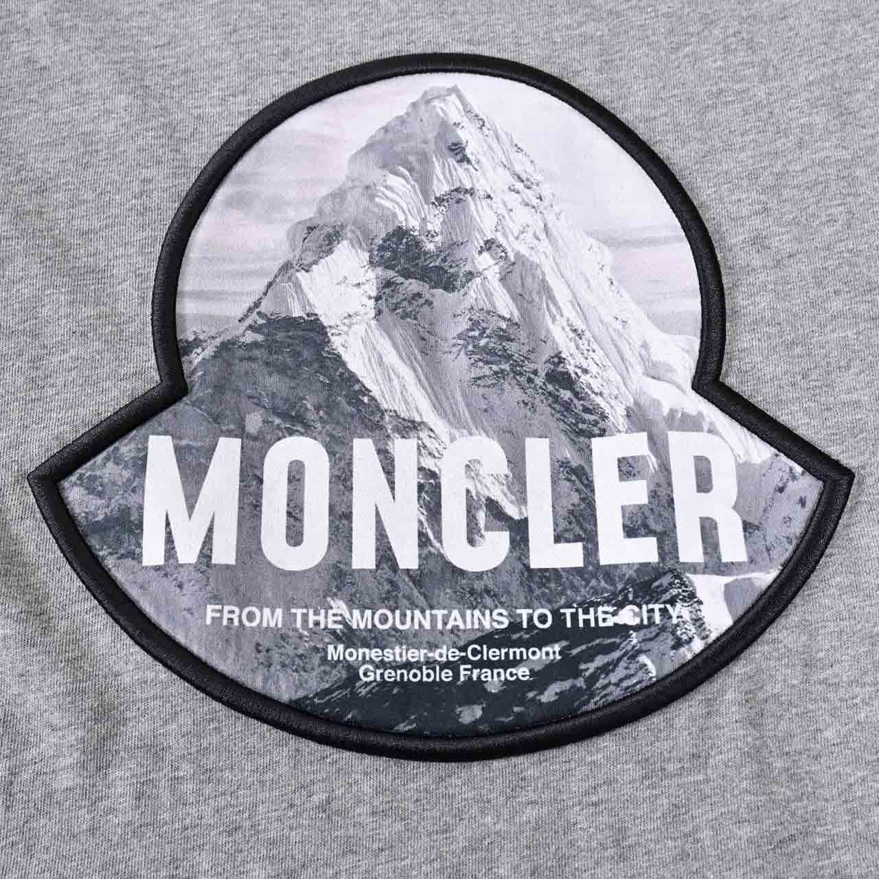 ★モンクレール MONCLER クルーネック半袖Tシャツ 8C01124 8390Y 984 グレー メンズ