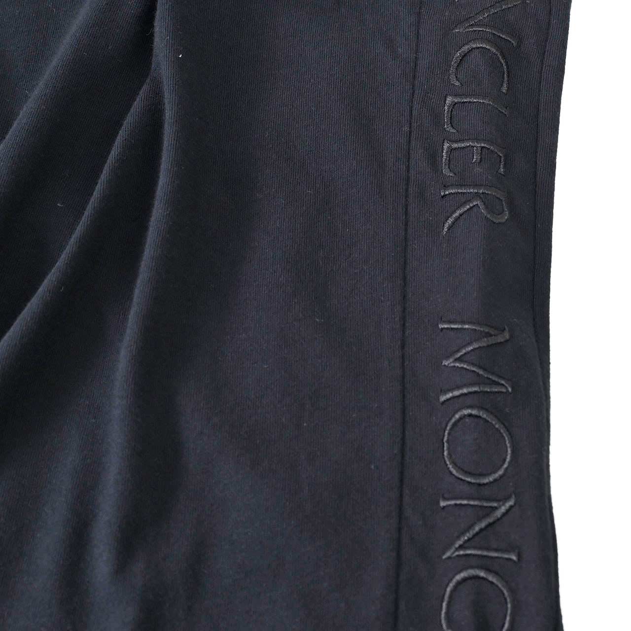 ★モンクレール MONCLER Tシャツ 8C00168 829H8 999 ブラック メンズ