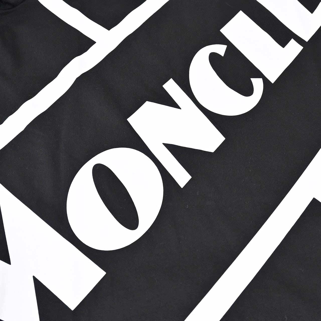 ★モンクレール MONCLER クルーネック半袖Tシャツ 8C00148 829H8 999 ブラック レディース