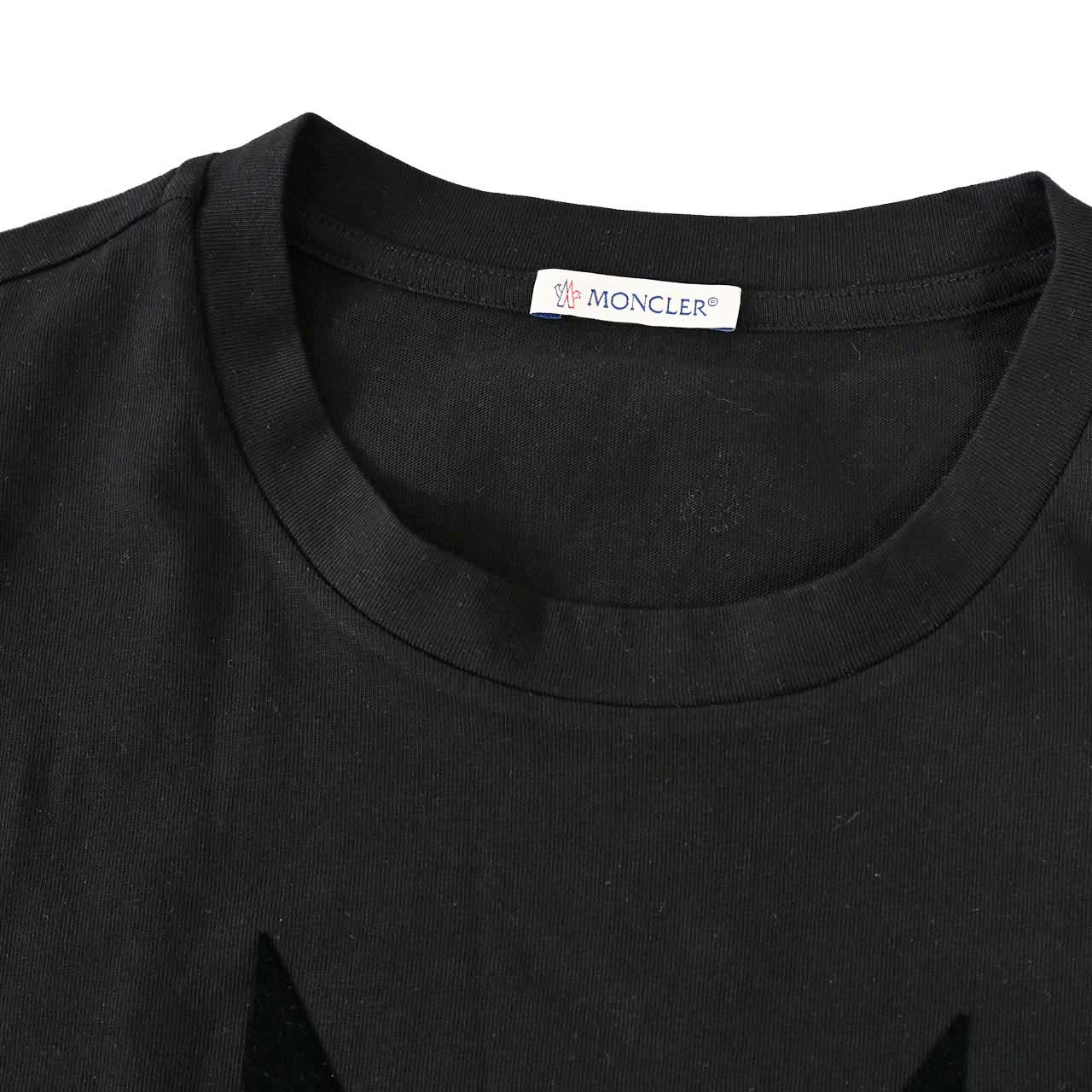 ★モンクレール MONCLER クルーネック半袖Tシャツ 8C00006 8390T 999 ブラック メンズ