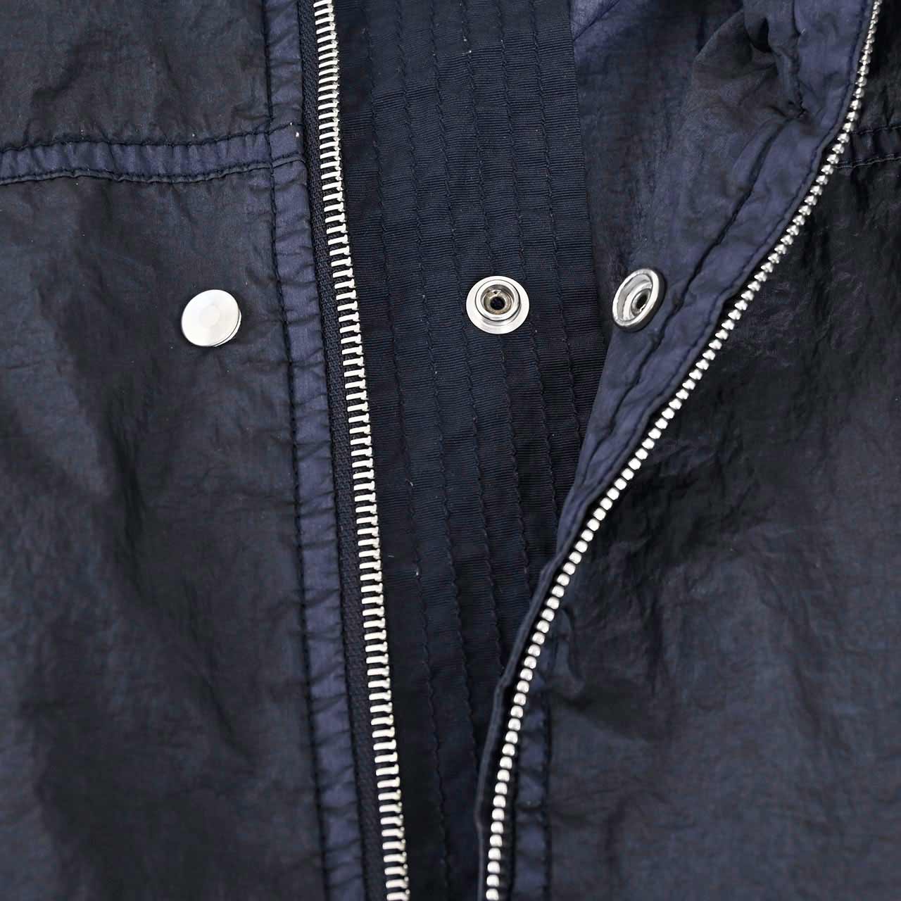 ★ストーン アイランド STONE ISLAND ナイロンジャケット 154100019 S0020 V0020ブラック 2025SS メンズ