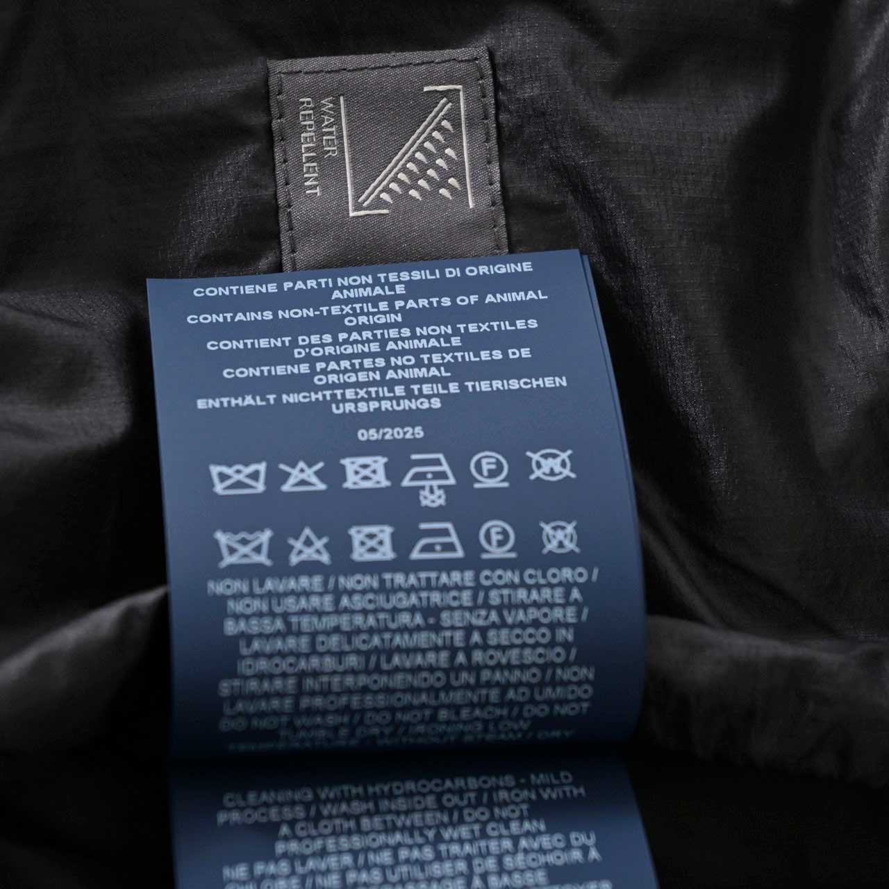 ★ヘルノ HERNO ダウンベスト PI001296U 12812Z 9300 ブラック メンズ