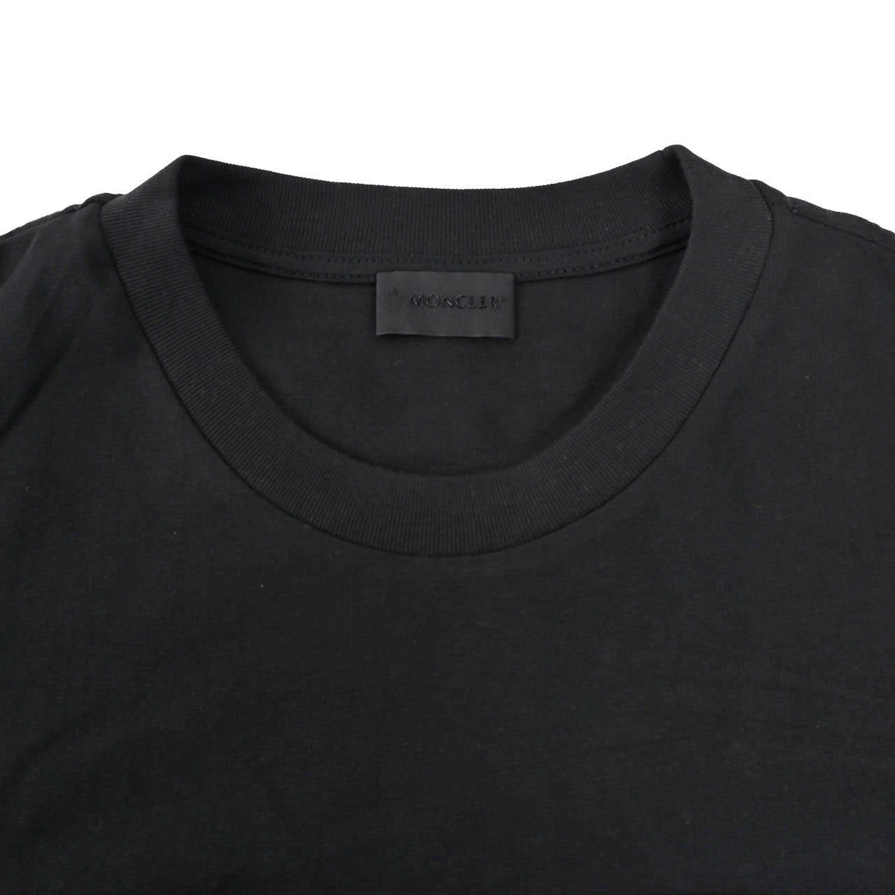 ★モンクレール MONCLER Tシャツ 8C000 36 829H8 999 ブラック  メンズ