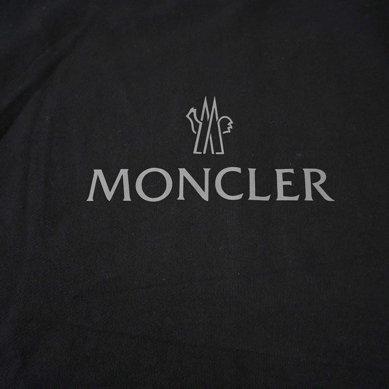 ★モンクレール MONCLER スウェットトレーナー 8G000 13 899WD 91RBK ブラック 2024SS メンズ