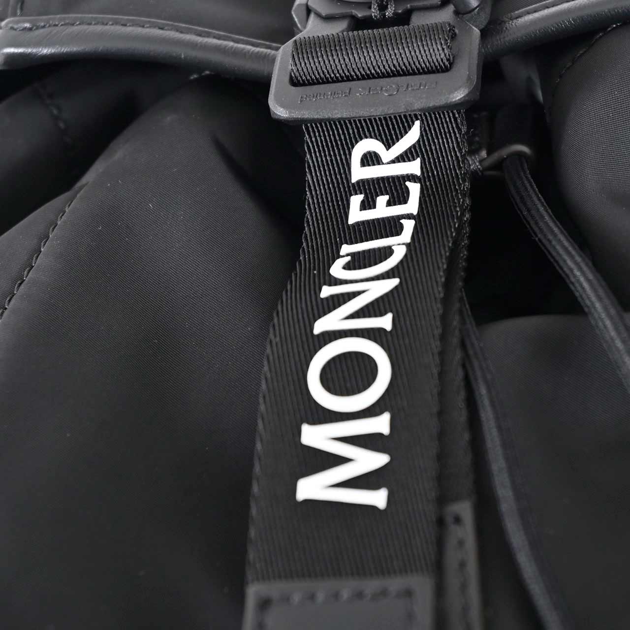 ★モンクレール MONCLER バックパック TRICK J209B 5A00003 M3873 999 ブラック 2025AW レディース