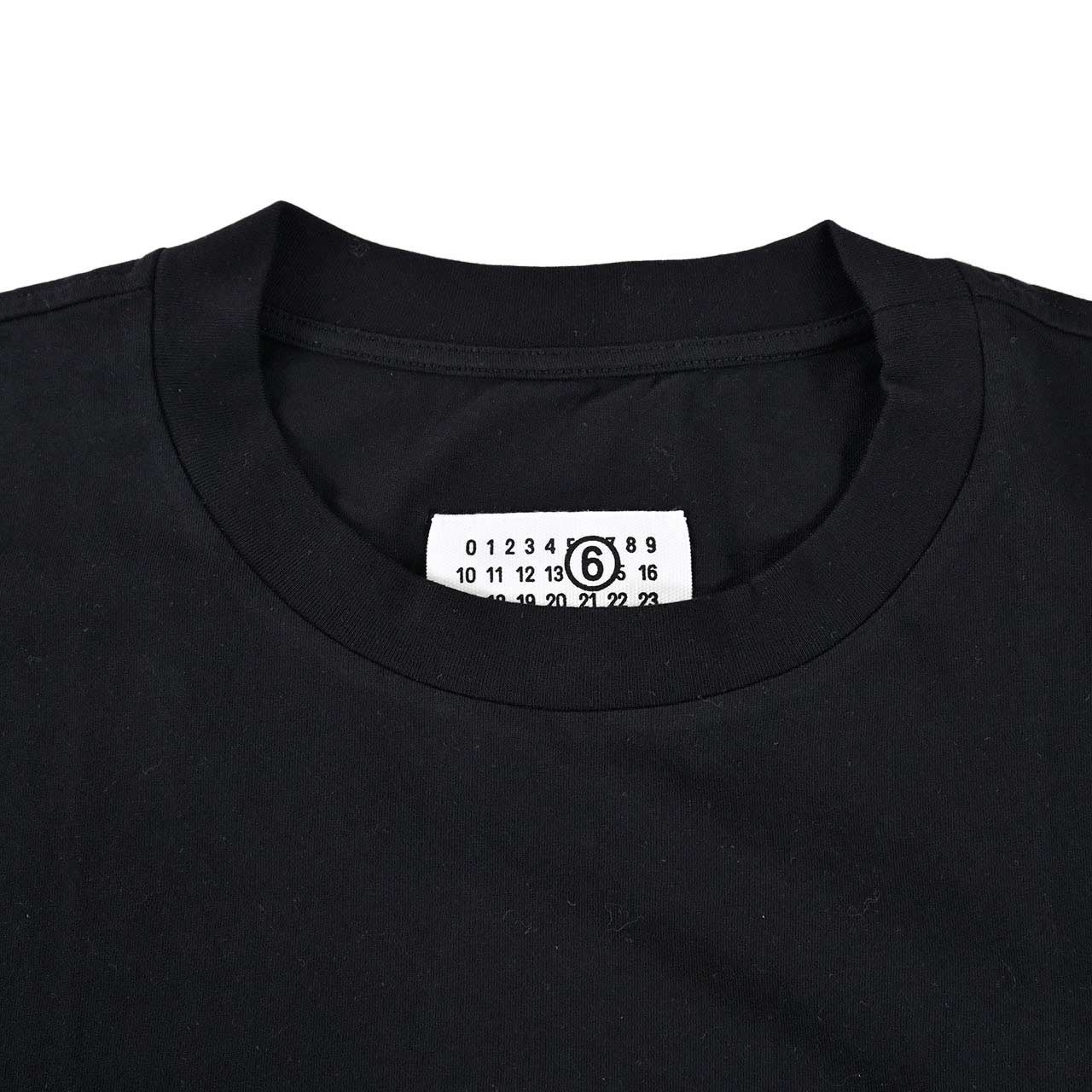 ★エムエムシックス メゾン マルジェラ MM6 Maison Margiela Tシャツ S24312 SH0GC0033 900 ブラック 2024AW メンズ
