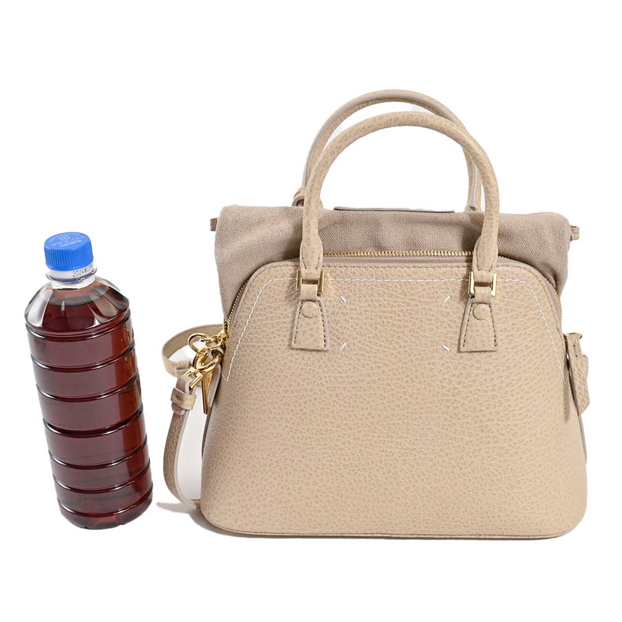 ★メゾン マルジェラ Maison Margiela ショルダーバッグ 5AC S56WG0082 P4455 T2086 ベージュ レディース