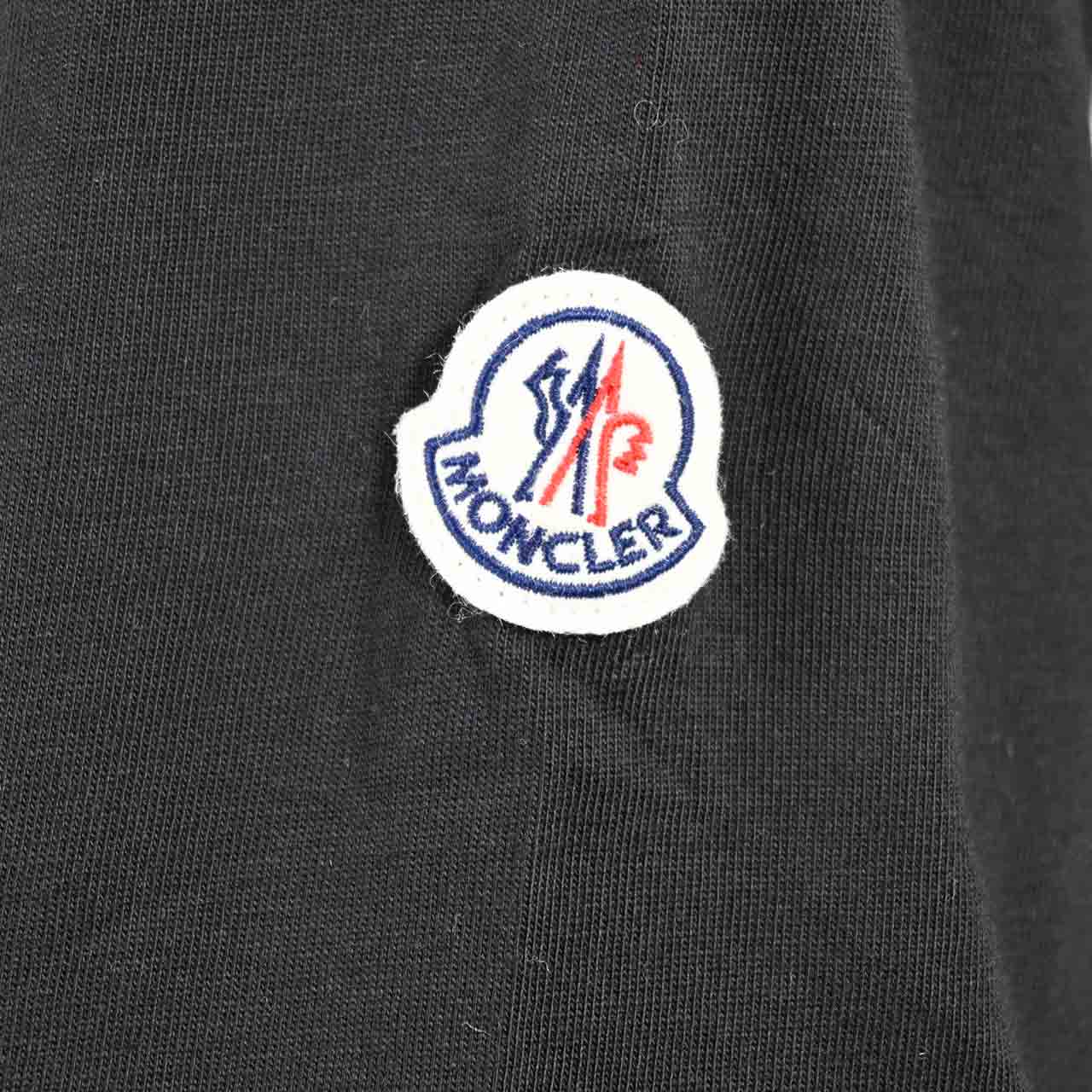 ★モンクレール MONCLER クルーネック半袖Ｔシャツ 8C00170 829H8 999 ブラック  メンズ