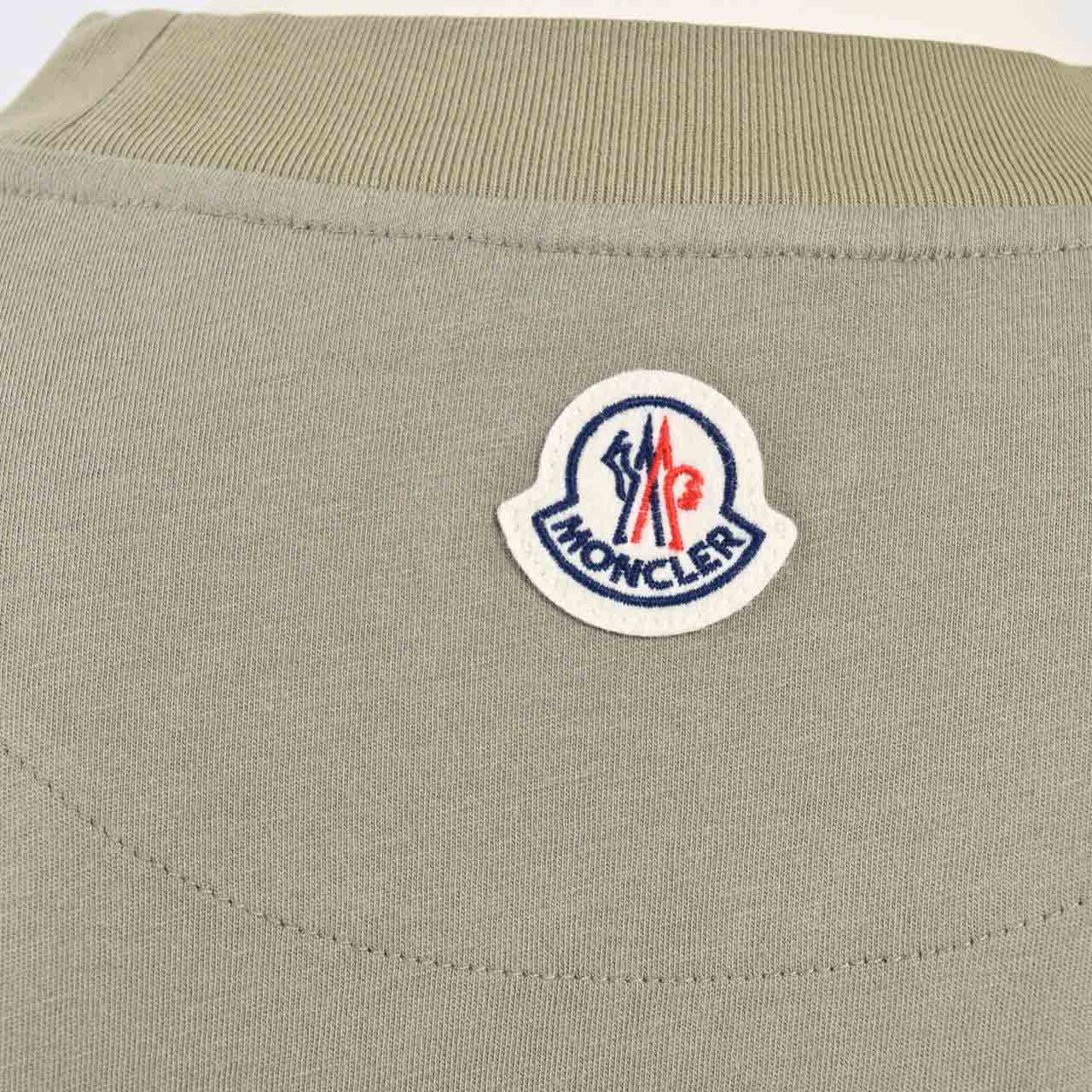 ★モンクレール MONCLER クルーネック長袖Ｔシャツ 8C01128 8390Y 880 グリーン  メンズ