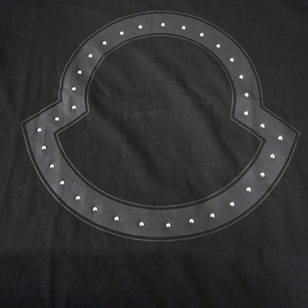 ★モンクレール MONCLER Tシャツ 8C00015 8390T 999 ブラック  メンズ