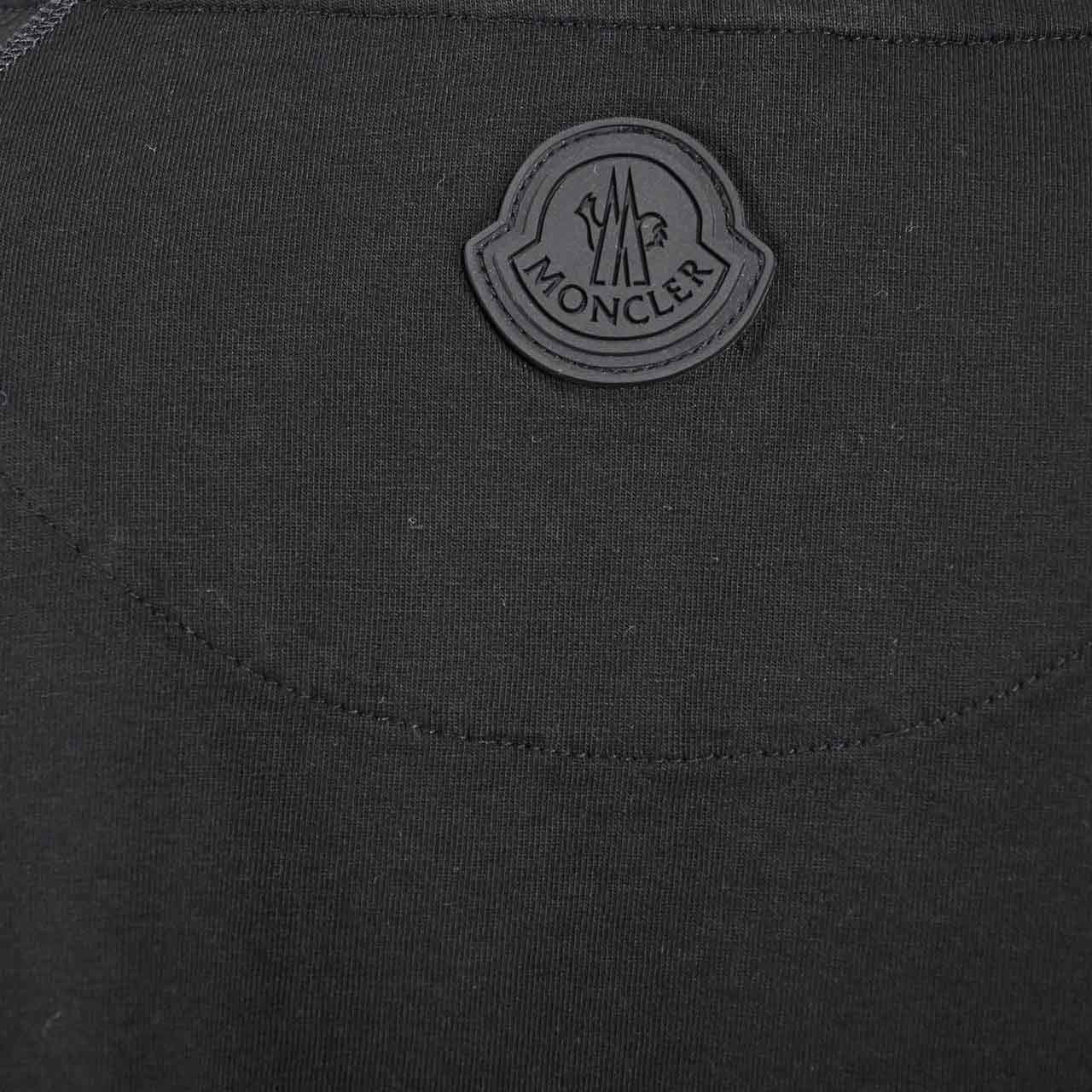 ★モンクレール MONCLER クルーネック半袖Ｔシャツ 8C01112 8390Y 999 ブラック  メンズ