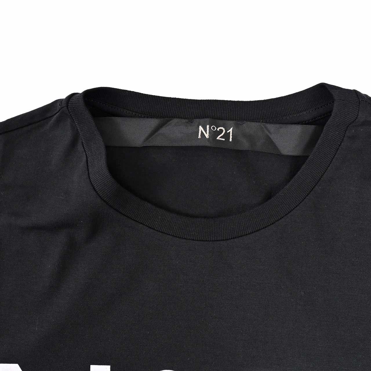 ★ヌメロ ヴェントゥーノ No.21 Tシャツ 25SU F051 6328 ブラック  メンズ