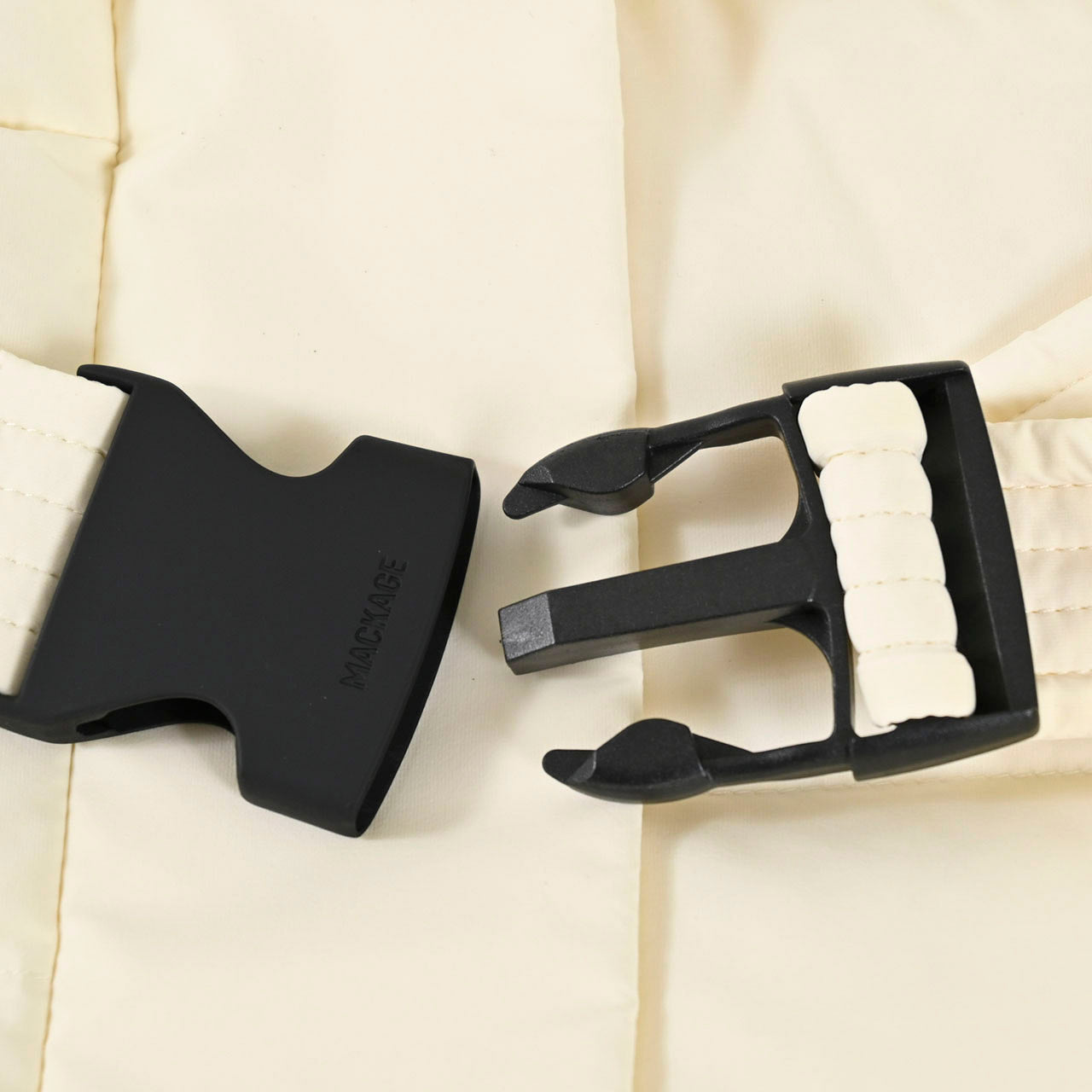 ★マッカージュ MACKAGE ダウンコート CORALIA-CITY C0253 クリーム レディース