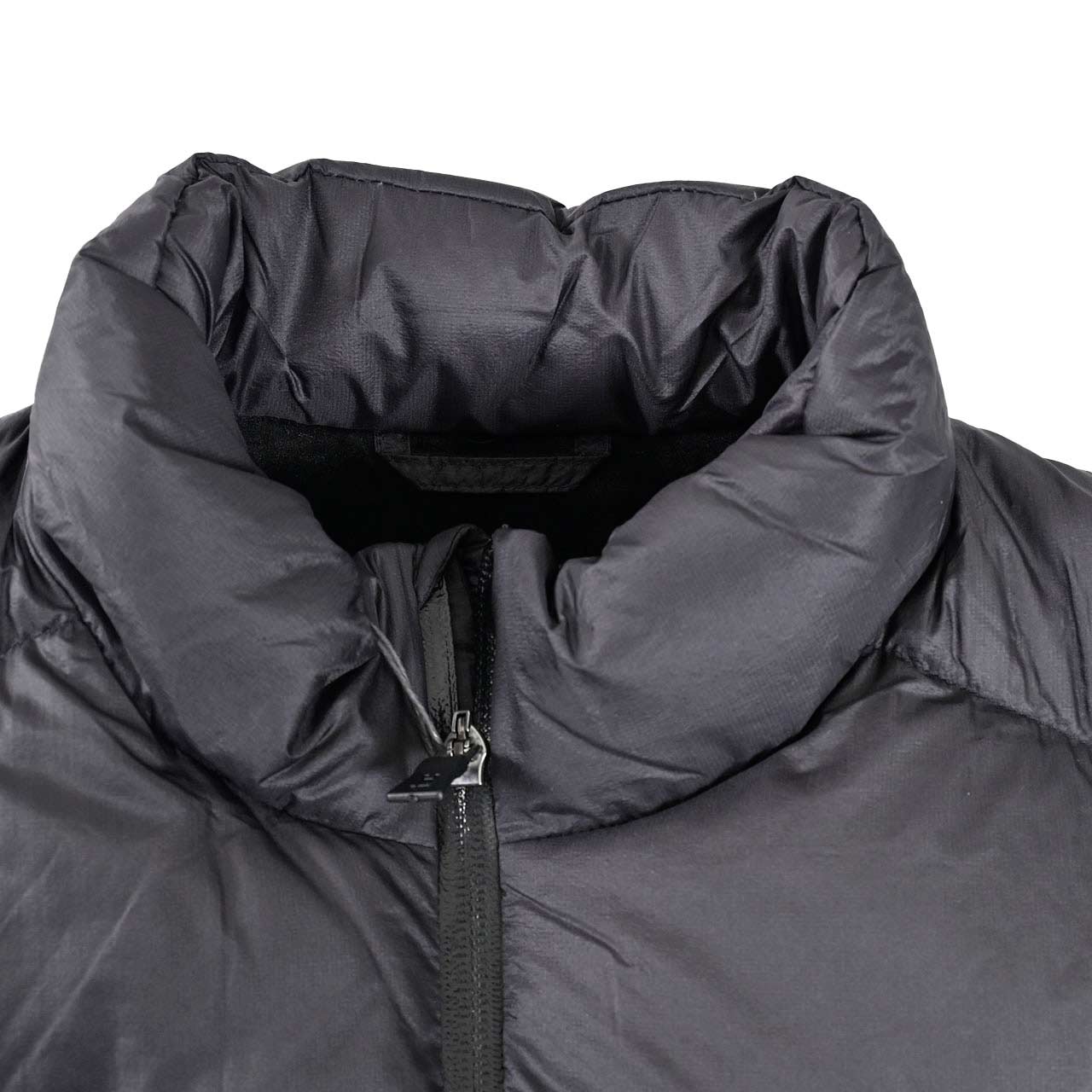 ★ヘルノ HERNO ダウンベスト PI001296U 12812Z 9300 ブラック メンズ