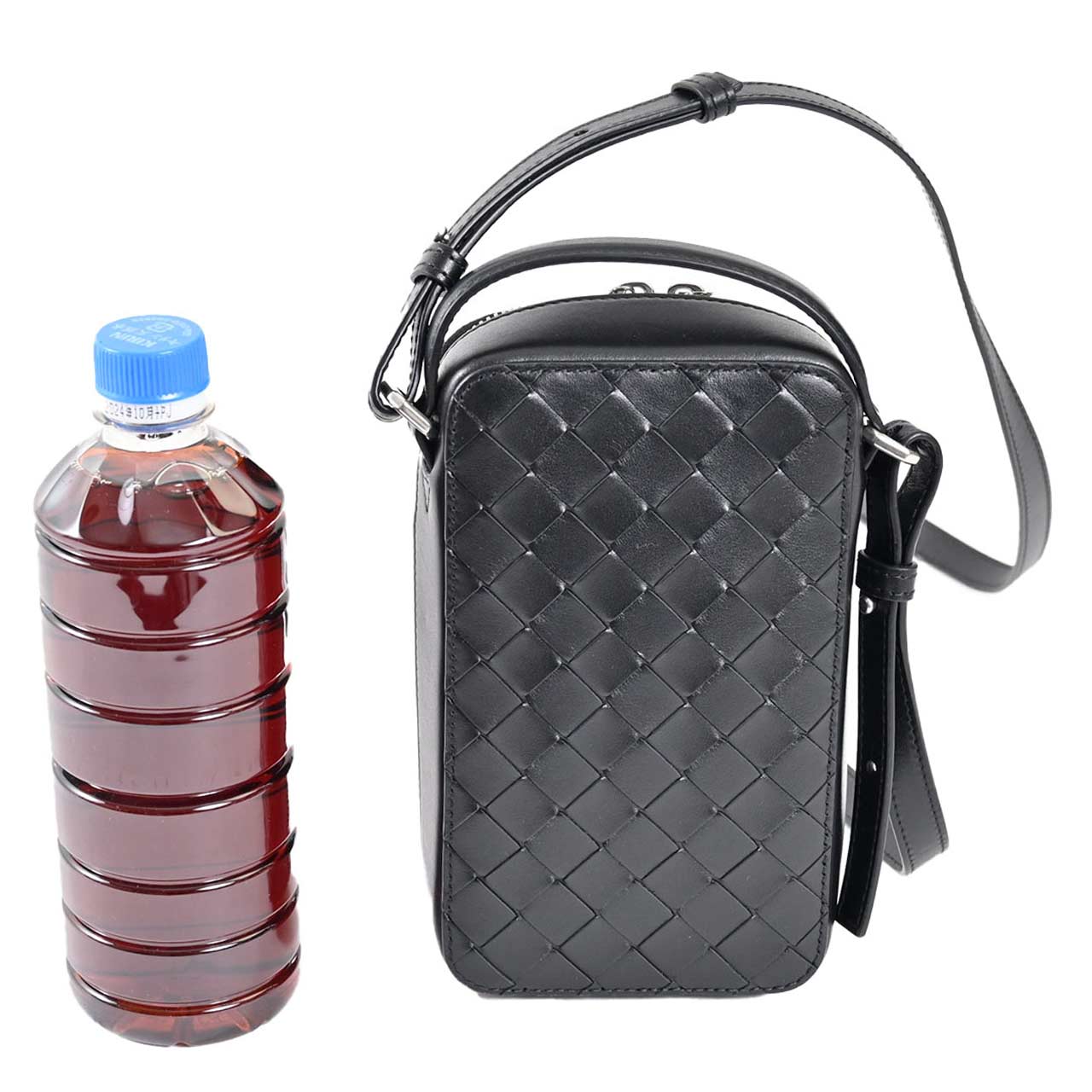 ★ボッテガ ヴェネタ BOTTEGA VENETA ショルダーバッグ 826829 V2HL0 8803 ブラック メンズ