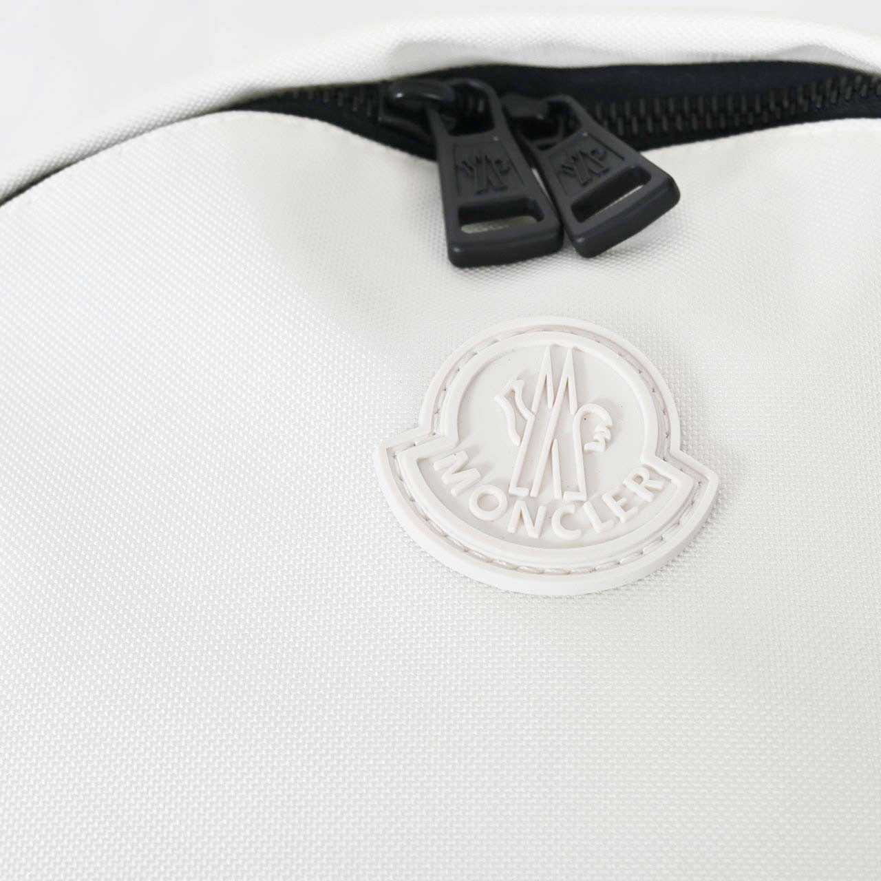 ★モンクレール MONCLER バックパック 5A000 07 M2388 034 ホワイト 2023年秋冬 メンズ レディース